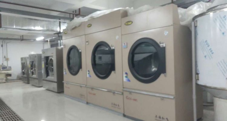 酒店床品烘干熨燙使用電蒸汽發(fā)生器就夠了，高效節(jié)能