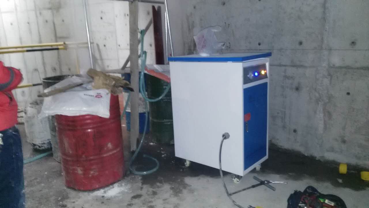 質(zhì)量過硬，使用電蒸汽發(fā)生器使膠水更耐用