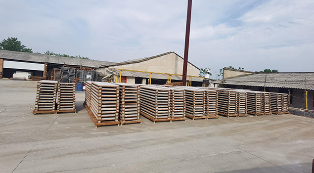 外墻保溫板養(yǎng)護(hù)