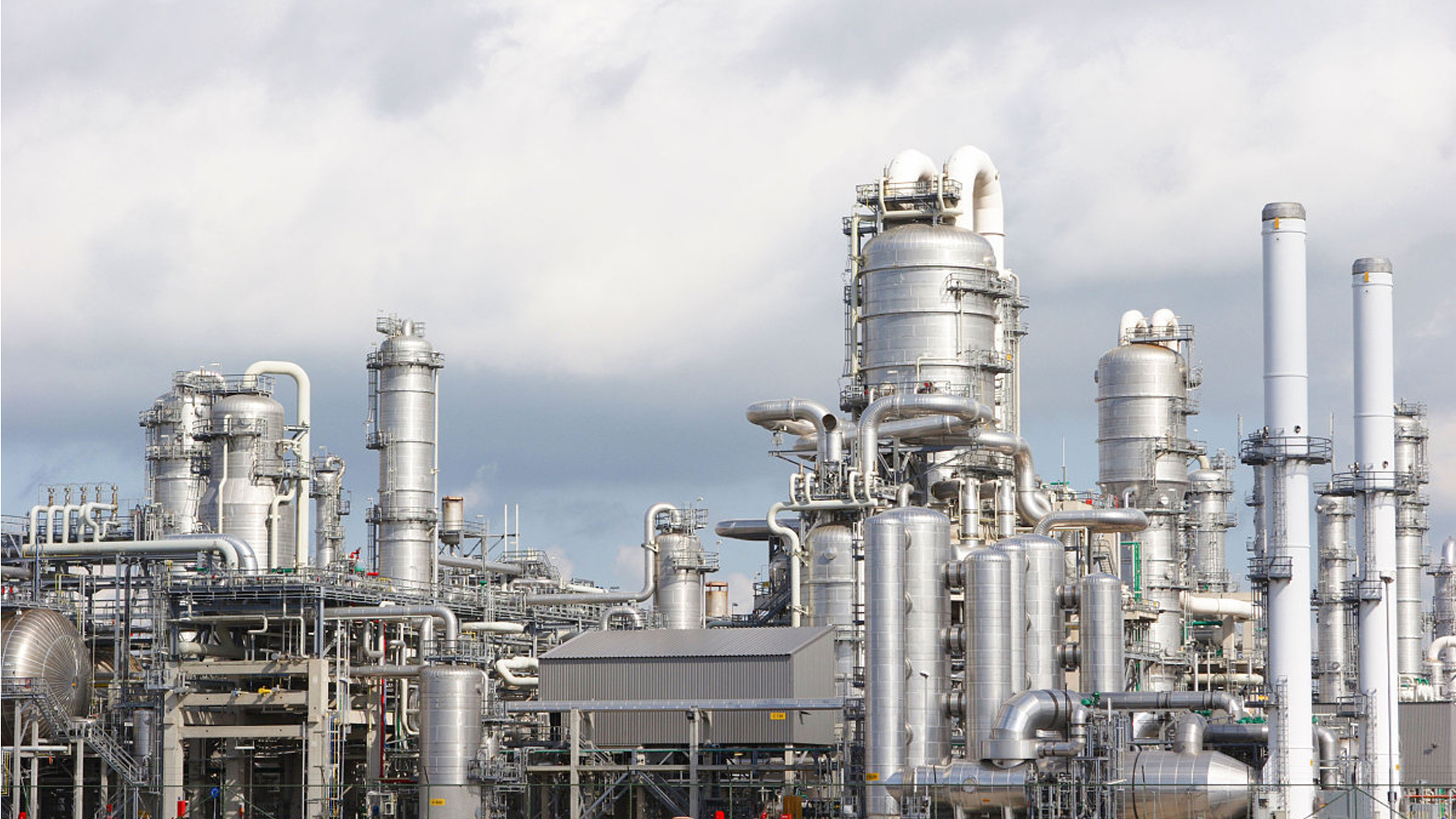 石油化工設(shè)備清潔少不了它
