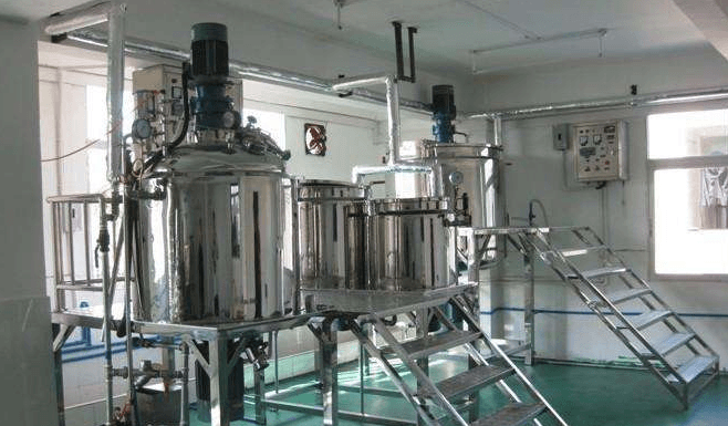 重慶川東化工購買2臺(tái)全自動(dòng)蒸汽發(fā)生器用于配套反應(yīng)釜